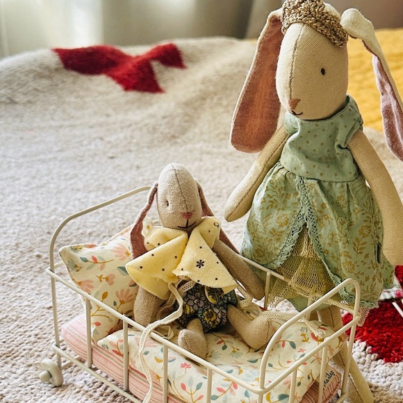 Maileg Micro Bunny & Cradle Cot Set - Picture 5 of 5